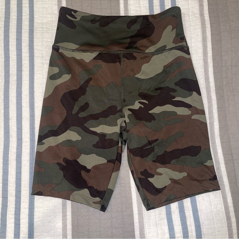Forever 21 Green and Brown Camouflage Bike Shorts Size XS